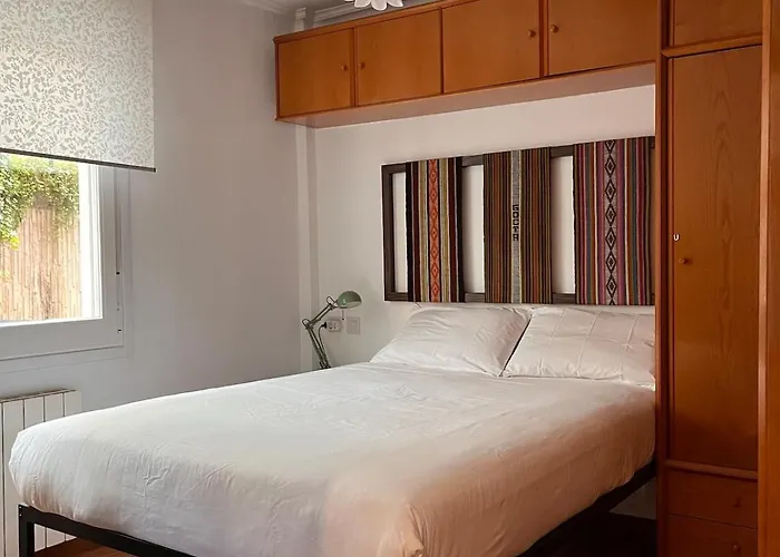 Piso Bonito Y Tranquilo En Апартаменти Більбао