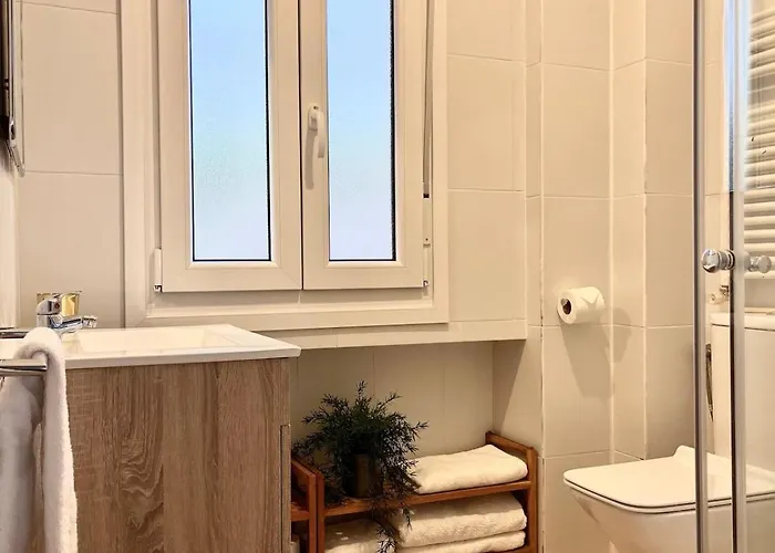 Piso Bonito Y Tranquilo En * Більбао