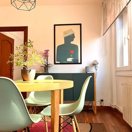 Piso Bonito Y Tranquilo En Бильбао